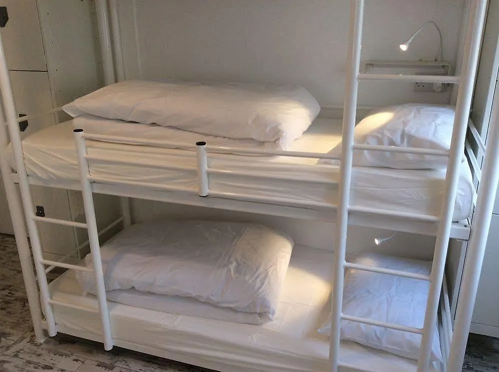Bunk Boutique Hostel Γκάλγουεϊ